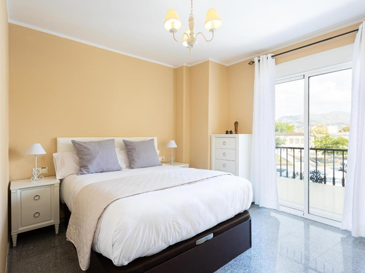 Holidays2malaga Capuchino Cozy French Balcony & Smarttv